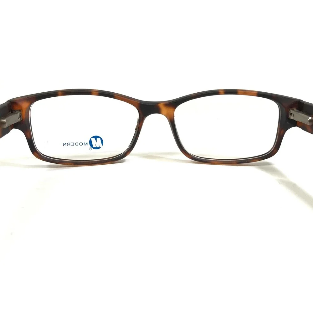 Modern demo lenses